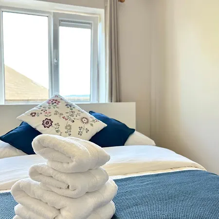 Apartment Retreat Sea & Cathedral Views *