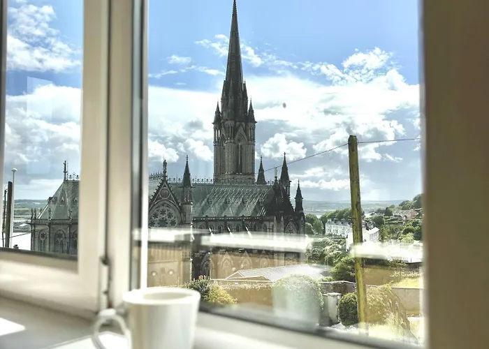 Retreat Sea & Cathedral Views